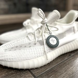 YEEZY BOOST 350 V2 BONE